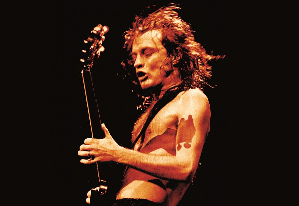 Happy 60th birthday to Angus Young from Let there be rock! 