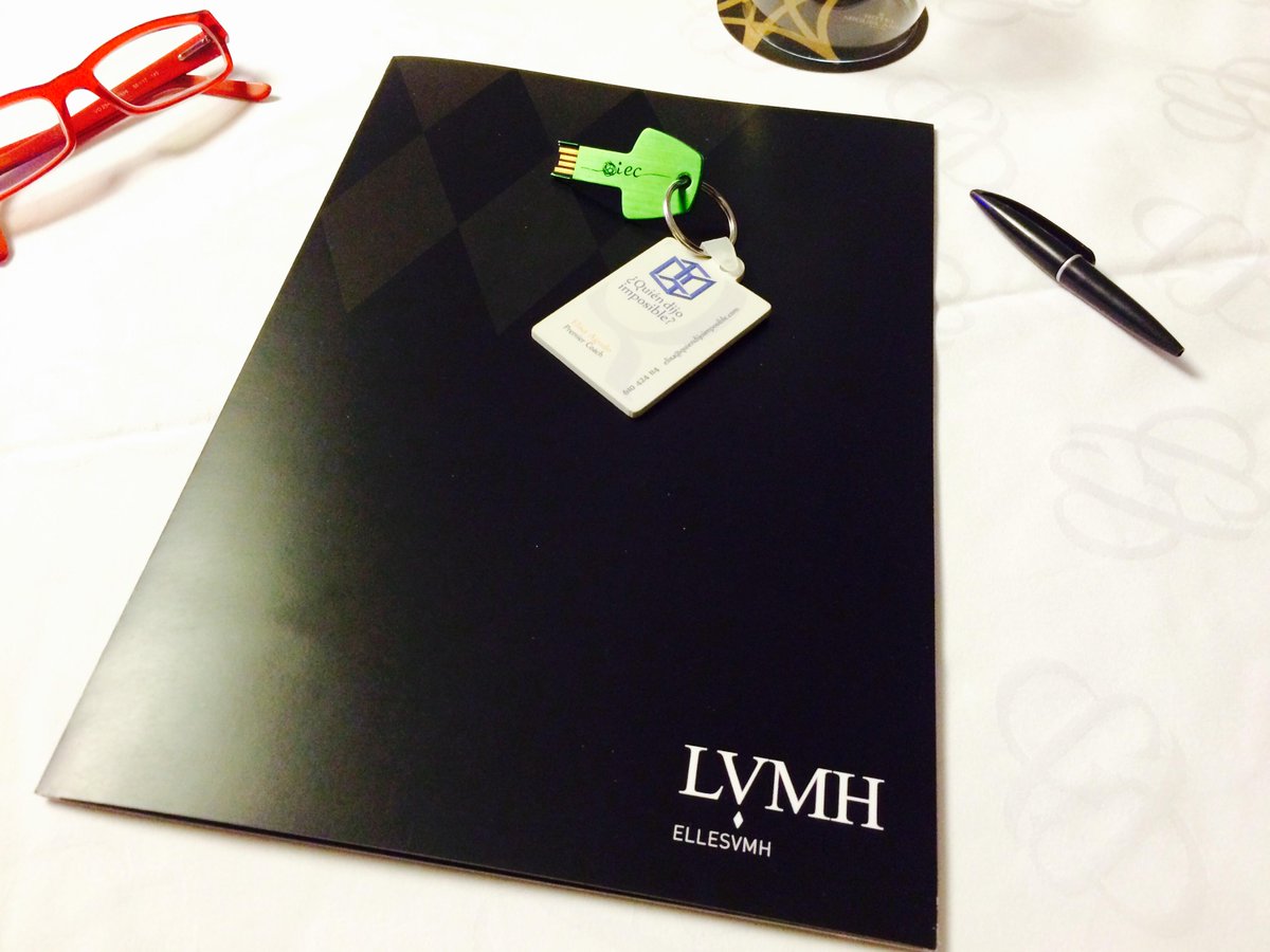 qdimposible's tweet photo. Disfrutando de ser mujer: http://t.co/F7w9ed3SOL @NathCham @TorresMBea @jon_gre @BelenBarreiro_ #ellesvmh2015 http://t.co/ZeGdIQVWtW