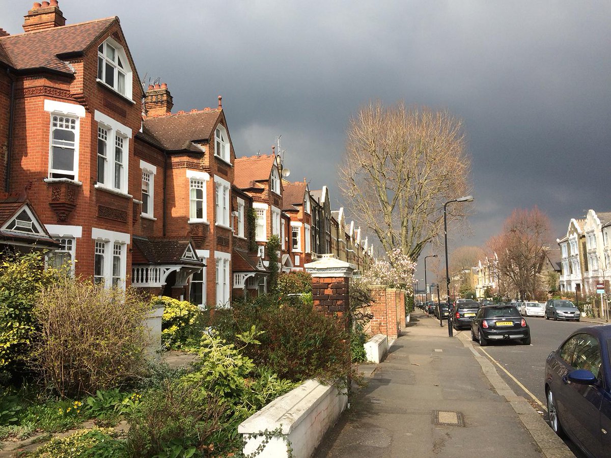 LondonArchitect's tweet photo. Quoting for a new job in The Chase #Clapham with new #basement. Just 5 minutes walk from the new office http://t.co/8bJ6RQOyiP
