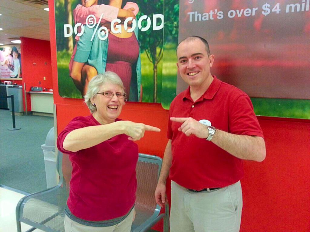 porterjasmine2's tweet photo. Tim and Kim the dynamic duo both on the board before 10am, saving guests 5%!! #G199redcardnation #t0620! http://t.co/jNfQAR6w36