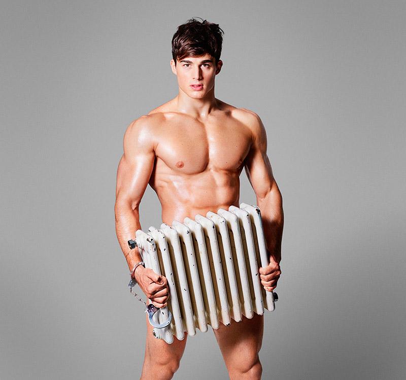 koltfm's tweet photo. Ladies, would YOU have cared about #math under this guy's instruction?→ http://t.co/Z7bleZ3lyz #HotMathTeacher http://t.co/FDpEtJOaeZ