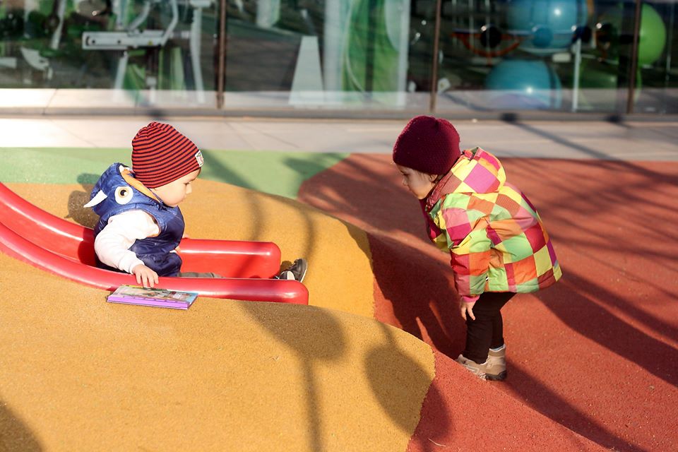 PromenadaRo's tweet photo. Am ieșit din nou la joacă. Pe terasa Promenada. Ați văzut ce frumos e afară? http://t.co/or0v1JH9Py