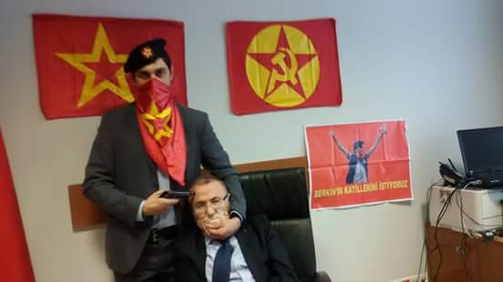 GaziMahallesi's tweet photo. Berkin Elvan soruşturmasını yürüten Savcı Mehmet Selim Kiraz Çağlayan Adliyesi'ndeki odasında rehin alındı. #DHKPC http://t.co/HshurxTM7C