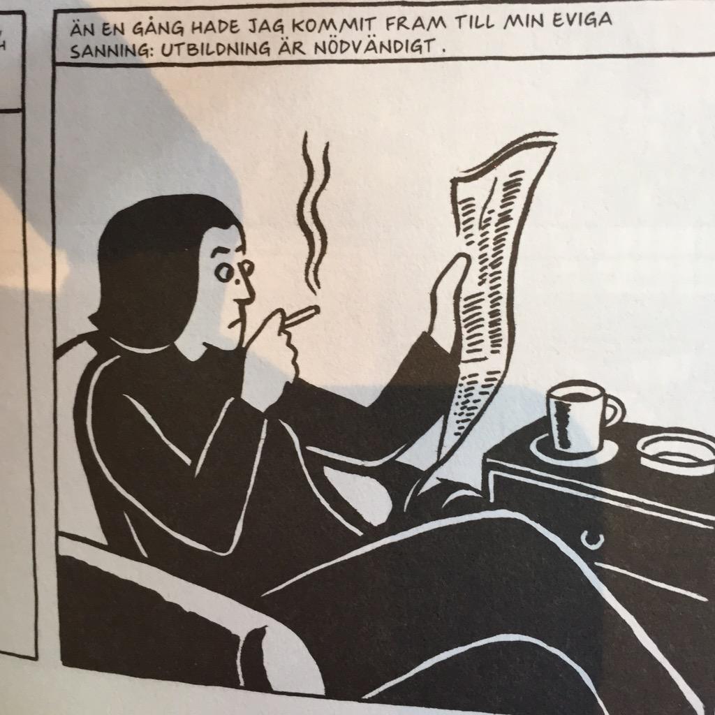 Brodrej's tweet photo. Marjane Satrapi läser nyheterna #ALMA2015 http://t.co/ZweX34ZDYS