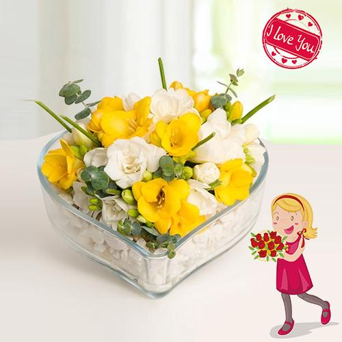 #Yarışma Zamanı! Bahar çiçekleri ile mutluluğunuza mutluluk katın.. RT yapan 1 kişiye şık çiçekler hediye!