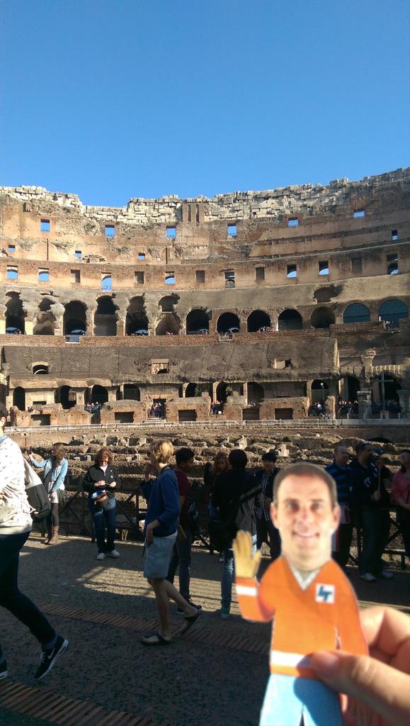 grahamfam41's tweet photo. Rome Colosseum @LHSflatjason @TitanPrincipal1 http://t.co/haUNxL6vYY