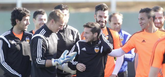Our lads congratulating Pablito on his special day. (via <a href="/superdeporte_es/">Superdeporte</a>)
