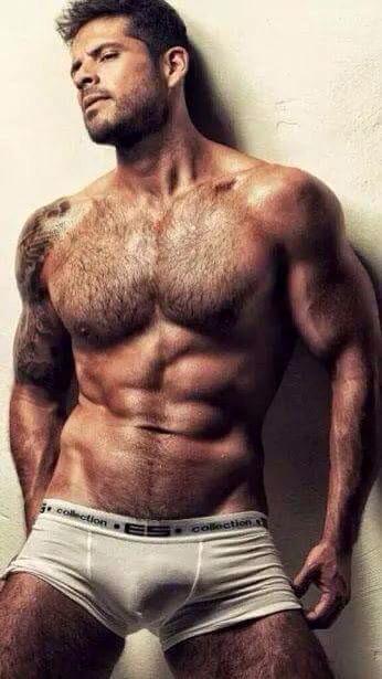 gaysvenezolanos's tweet photo. "@ComDesparza: “@_cockring: #BeardsNTattsTuesday #HairyHunk #HairyArmPits #Bulge #HotNScruff http://t.co/NLoRZksN08” este"