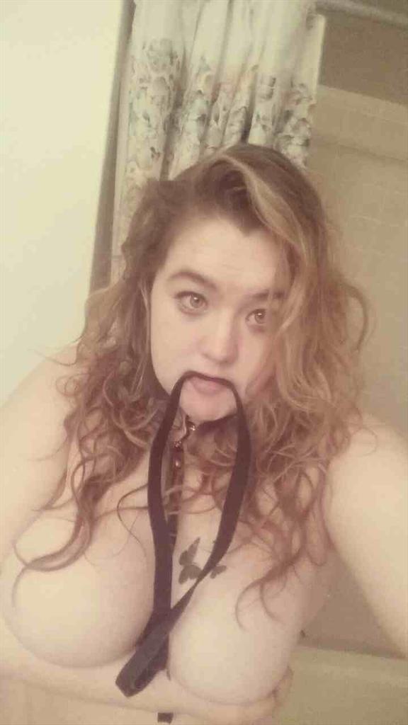 ValentiJeff's tweet photo. Chumlees sister? http://t.co/1uoYe4XqLp