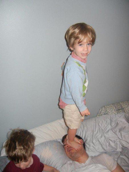 UrmanAlex's tweet image. `Wake up DAD!!!!!!
