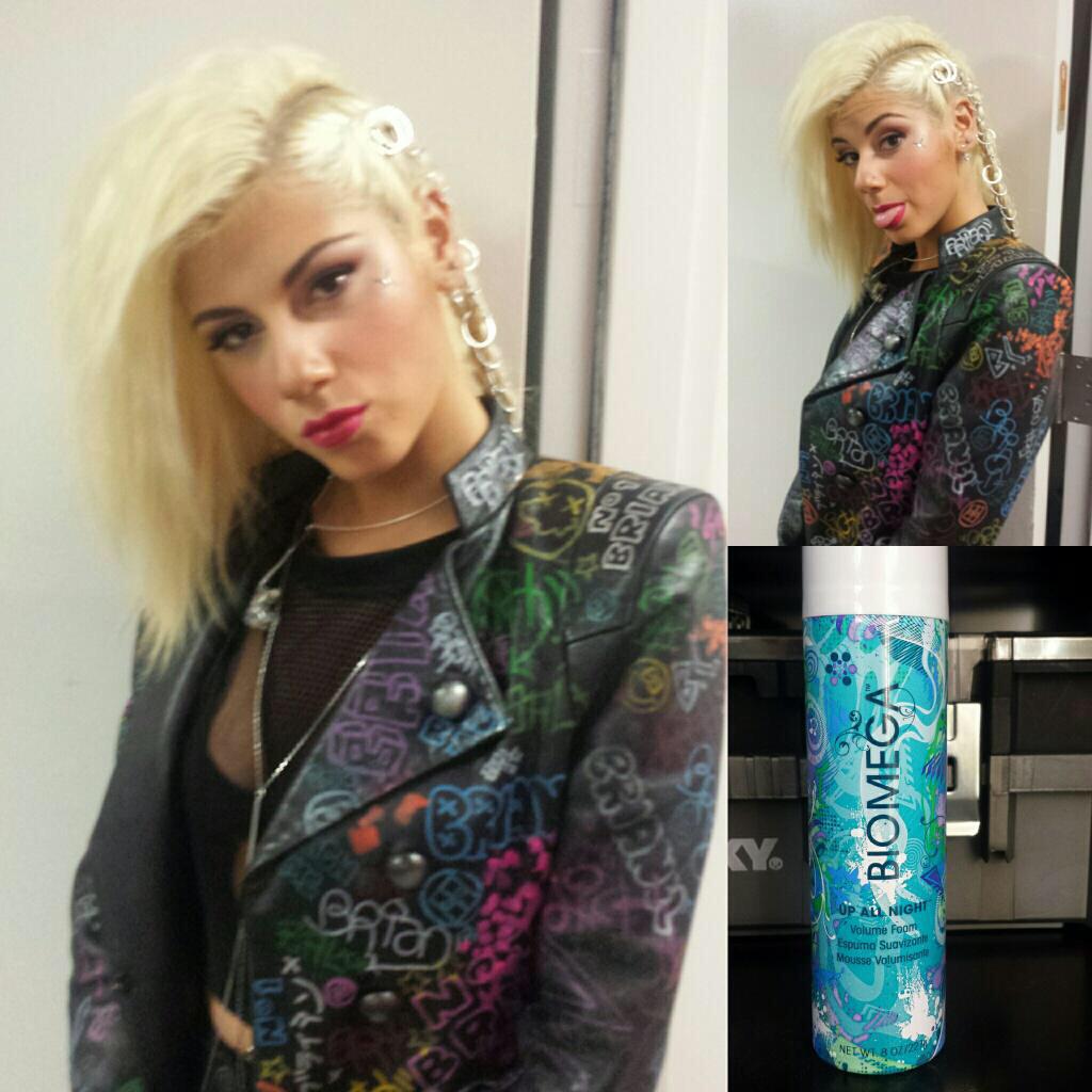 Aquage's tweet photo. 80's night rocking out with American Idol and our favorite @DeanBanowetz http://t.co/uHXCJJwgMA