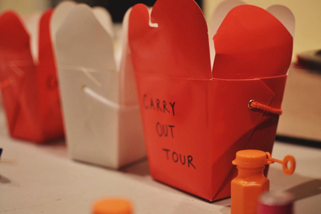 BangaluKO's tweet photo. #CarryOutTour #Apt50 #Stรผpido #Bangalu #Dc #NYC #Philly http://t.co/XShK1Pnj9e