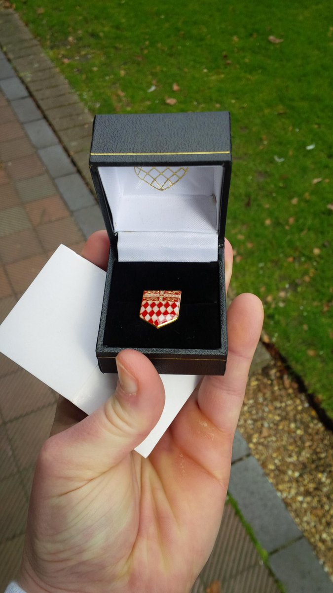 DrAshtonBrown's tweet photo. Last day in Cambridge. Picked up a little @FitzwilliamColl lucky charm to wear on race day. #BillyPride http://t.co/bBbSlJoZB3