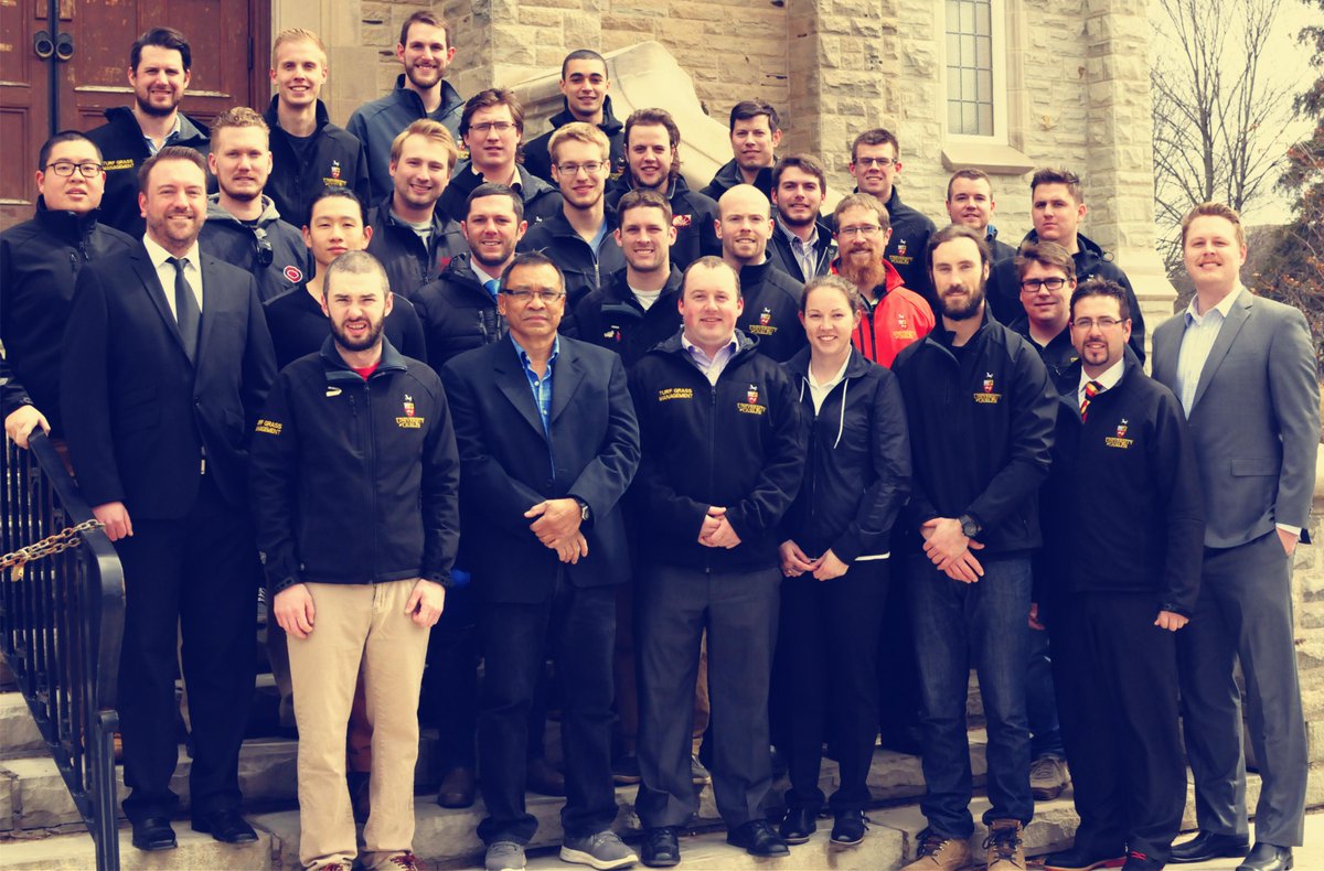 _JamesHorvath_'s tweet photo. DTM Class of 2015, it's been a great two years with this group! #UofG #Turfgrass #Turfies (Photo credit: @indieozhe) http://t.co/CjKCWR9vm4