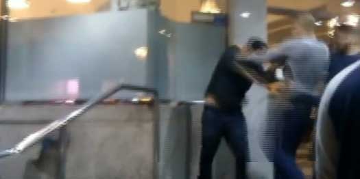 ndtv's tweet image. Video of Sikh being attacked in UK goes viral: local media goo.gl/TWSI10