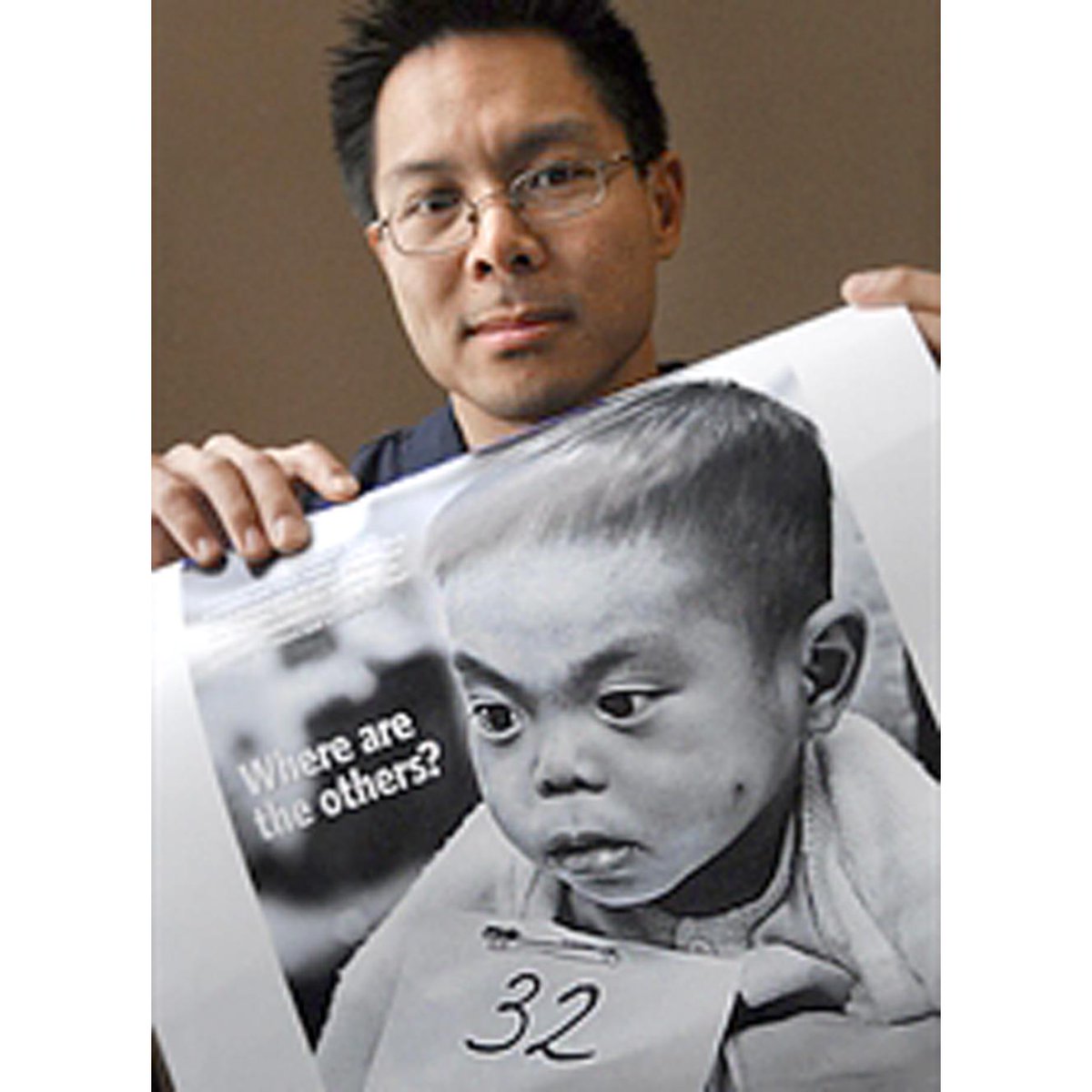 TheGeneratorCa's tweet photo. 40 years ago, he was evacuated from Vietnam as #Orphan32: http://t.co/MIFzTPPdej … @TheSpec @ThanhCampbell32 #HamOnt http://t.co/z4kwvodpaT