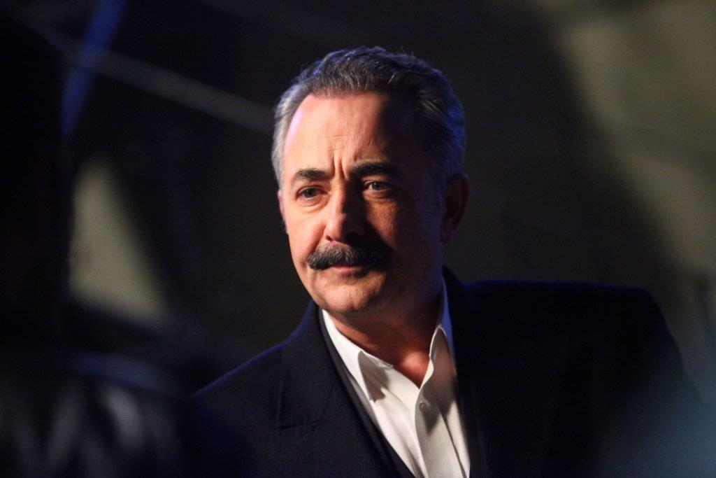 Kenan, Recep için nihai bir plan hazırlıyor.
#raconailemiçinveda