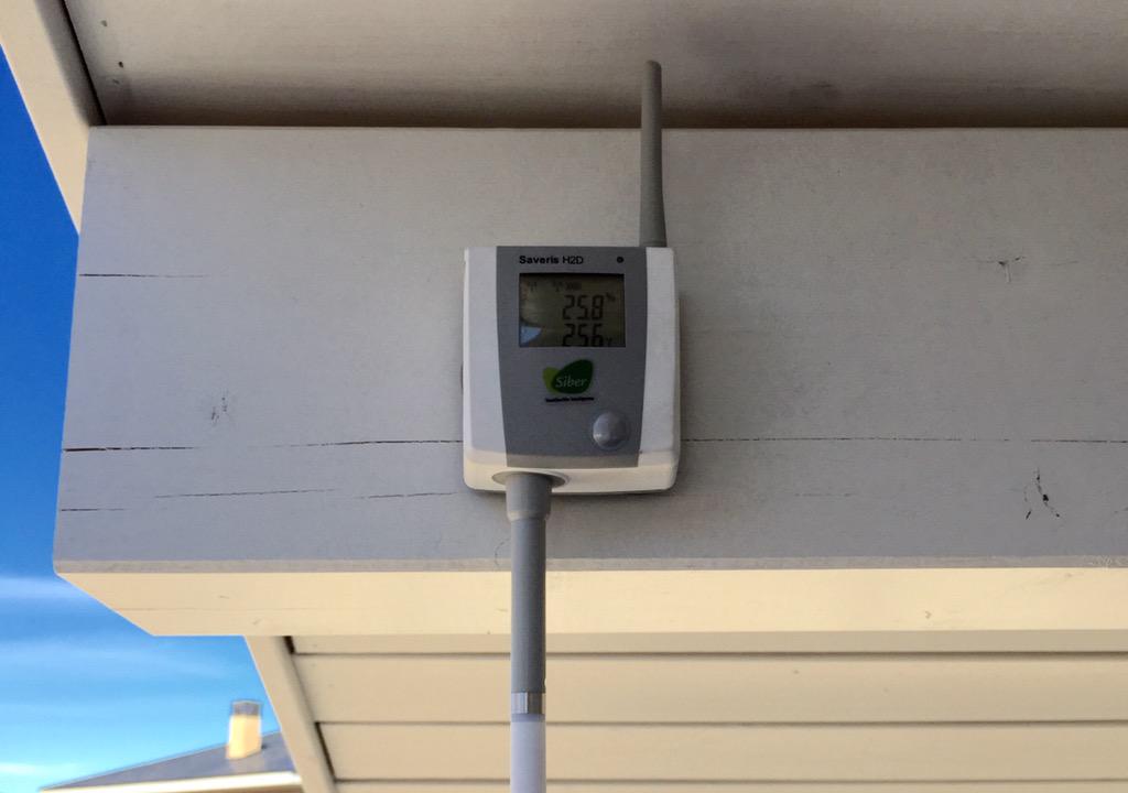 BioPasiva_'s tweet photo. Nuestra vivienda/Showroom de Guadalix funcionado perfecto con el calor. 26º en fachada norte y 22º dentro y sin gasto http://t.co/qJF7YgvE4t
