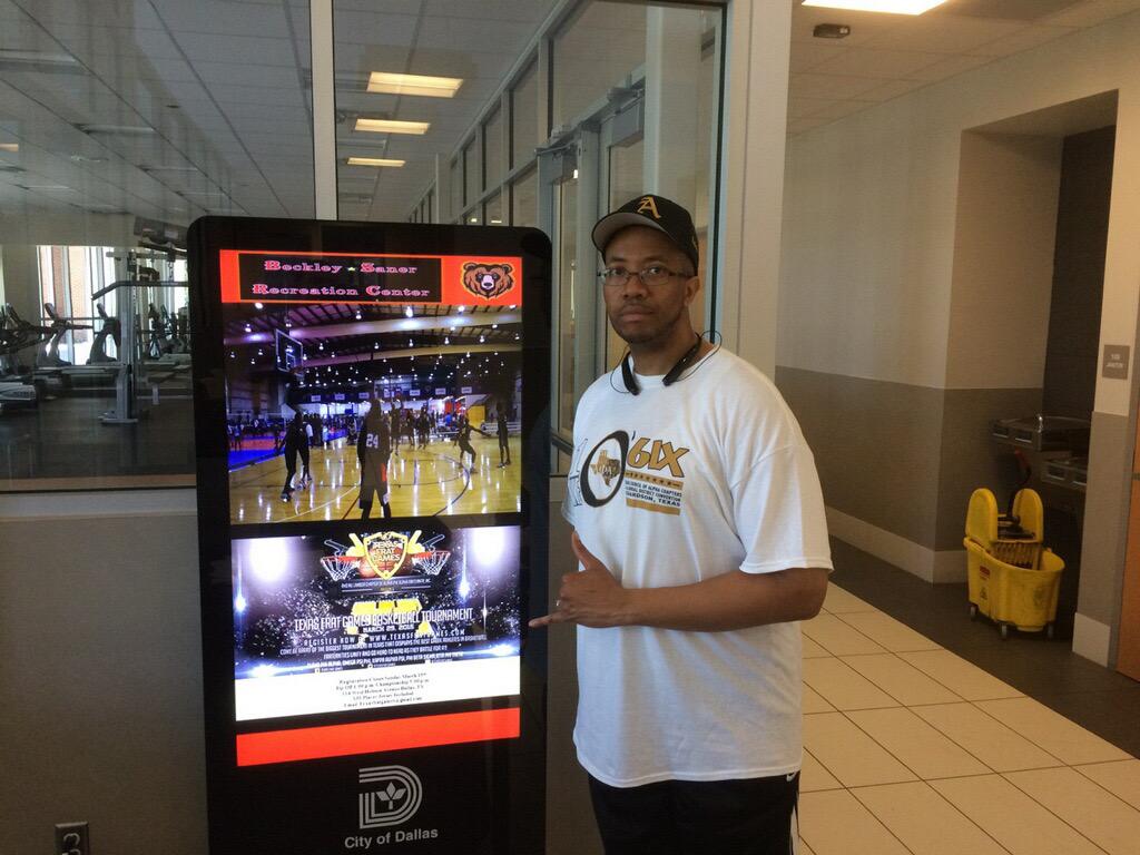 TexasFratGames's tweet photo. @pnlalphas s/o to Bro. Walker 23 years in the Frat! Time to breakout the "old school" shirt! http://t.co/JMDCBRfVqZ