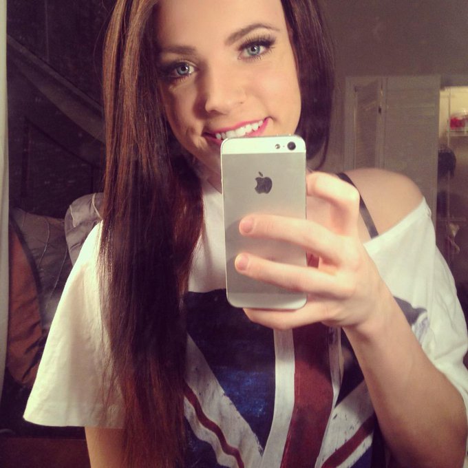 🐱 http://t.co/WzH0ZS3BNN