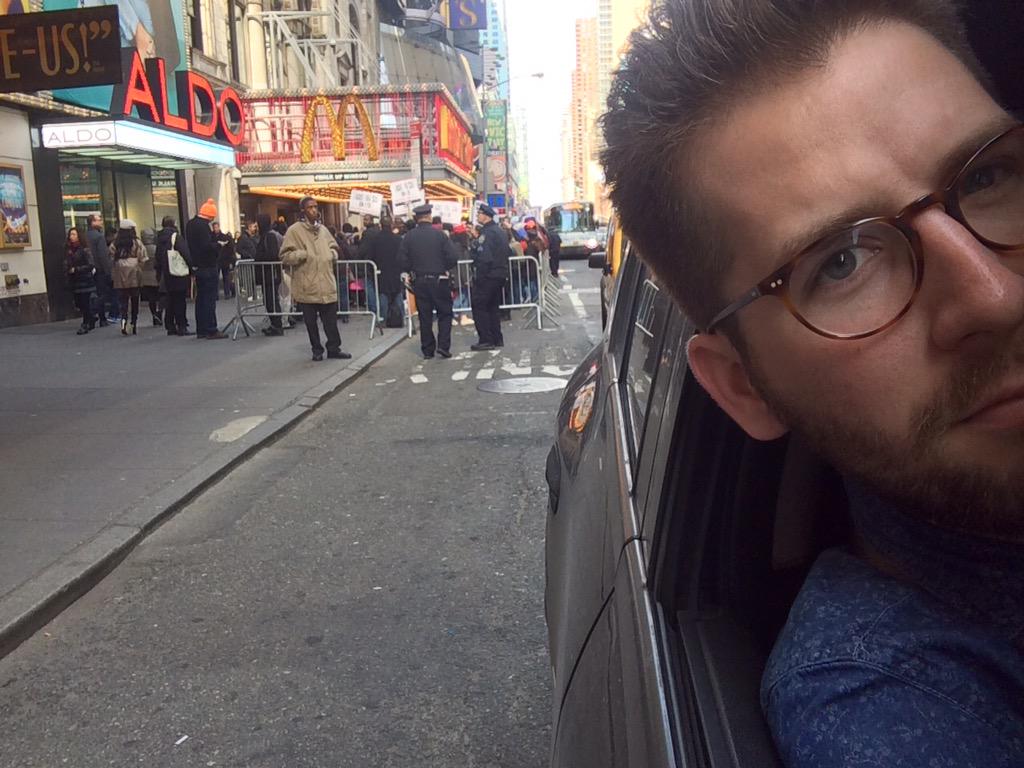 therealgreene's tweet photo. Quick trip to nyc. Me and the protesters say hiiiiiii http://t.co/5mL3UNQG9b