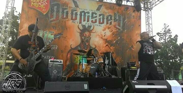 Joss <a href="/TolakTundukFat/">Tolak Tunduk</a> act at <a href="/DOOMSDAY_hell/">DOOMSDAY #5</a> V ...!