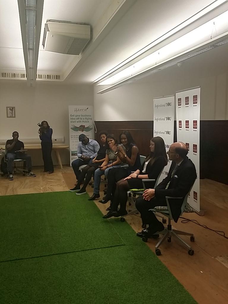 Inspirational_U's tweet image. We are moving away from desk jobs.  We are now anytime anyplace via @RashadaHarry #IYTech