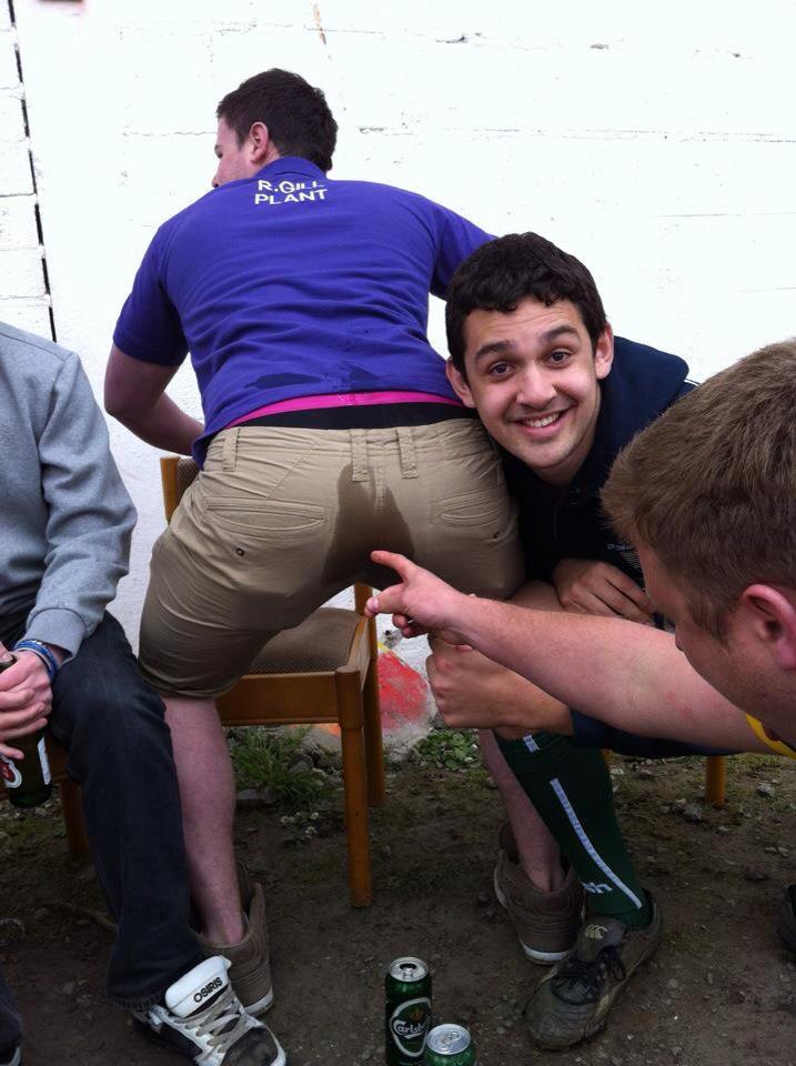 DadsArmy7s's tweet photo. It's going to be messy..... Again....... http://t.co/aXQhxVH3H7