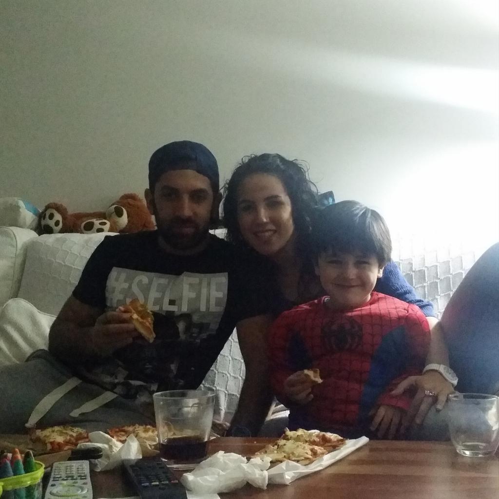Raquel_Yerpes's tweet photo. Cenitas de las que nos gustan 😄❤👶 http://t.co/r0SbdDz9Kx