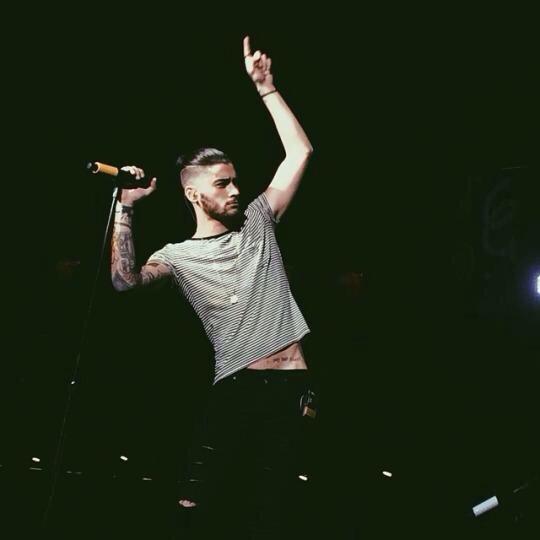 My daddy is so sexy👅