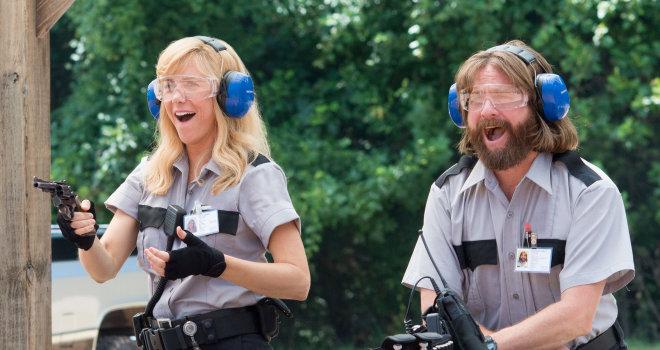 moviefone's tweet photo. Yes. Zach Galifianakis &amp; Kristen Wiig pull off a bank heist in the new #Masterminds trailer! http://t.co/S45bDagPSW http://t.co/pGrLMeEOIz