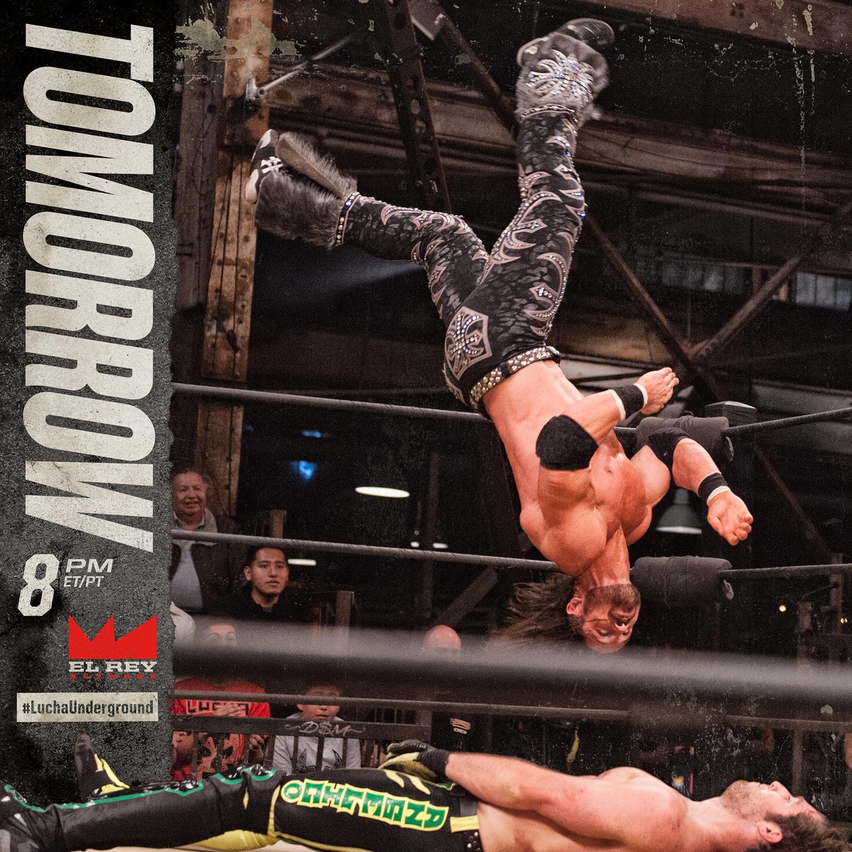 LuchaElRey's tweet image. Johnny Mundo vs @AngelicoAAA! Who will win? Find out TOMORROW on a new #LuchaUnderground! 8pm ET/PT on @ElReyNetwork.