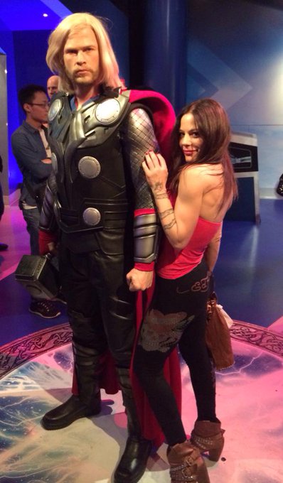 Con Thor ❤️💖😊😍❤️😝😜😂 http://t.co/9kEut2dKyw