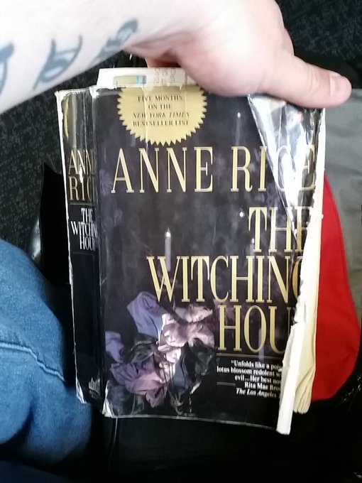 Can't travel to New Orleans without my well loved copy of The Witching Hour :) http://t.co/ee6fUiiEk<a href="/tag/xmascigar"class="tags"><span>#xmascigar</span></a>