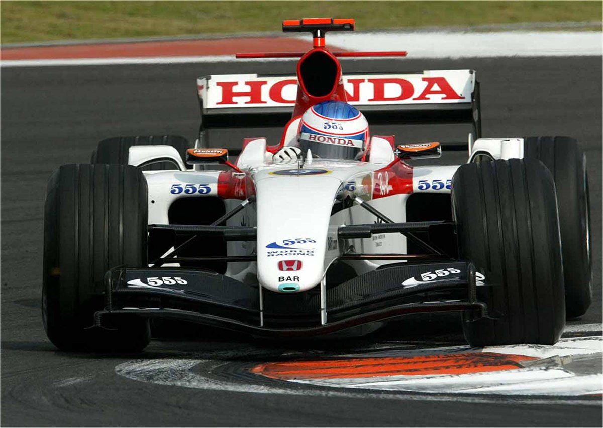 MS_Pictures's tweet photo. "@KevTs: @MS_Pictures @JensonButton in the BAR Honda, Chinese GP weekend, 2004 http://t.co/tPOoVmSihf"