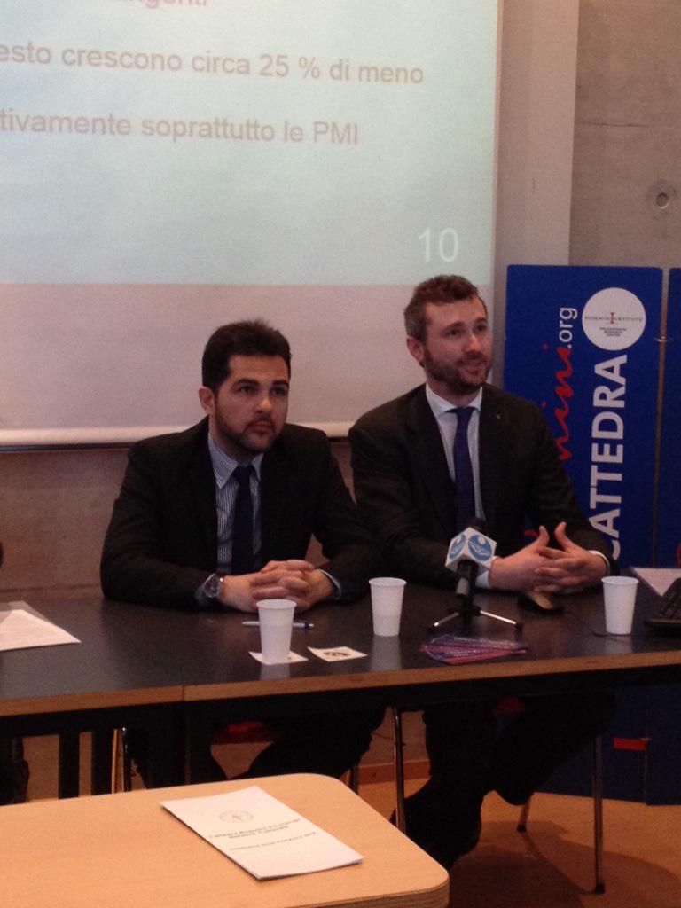 Si parla anche di funzioni che favoriscono il "dramma etico" di cui si parla. Qui, all'#ISFI, #FTL #Lugano