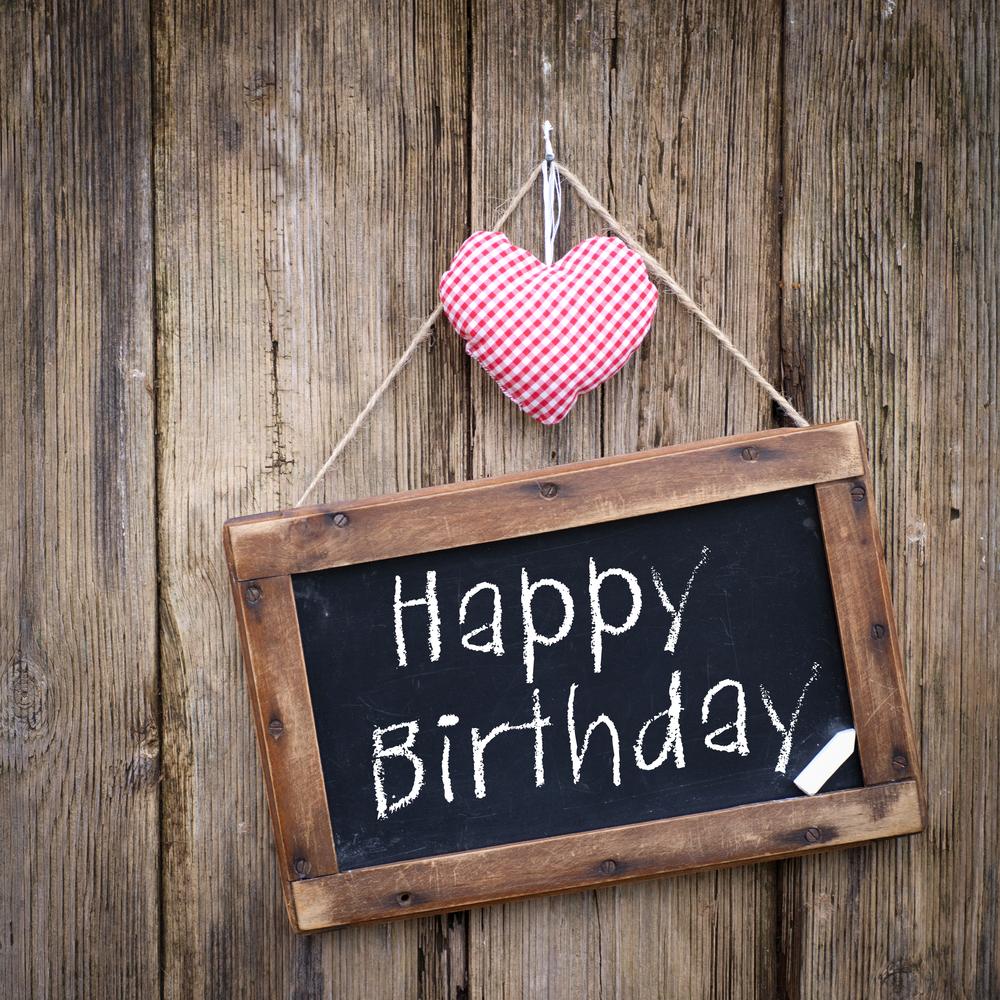 Everyone wish <a href="/DSE_Tara/">Tara Grooms</a> of @DSExpo a very Happy Birthday today!!! #digitalsignage #avtweeps