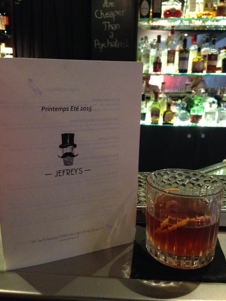 pleazleblog's tweet photo. On découvre la nouvelle carte du @JefreysBar ! http://t.co/rdVYmOperl