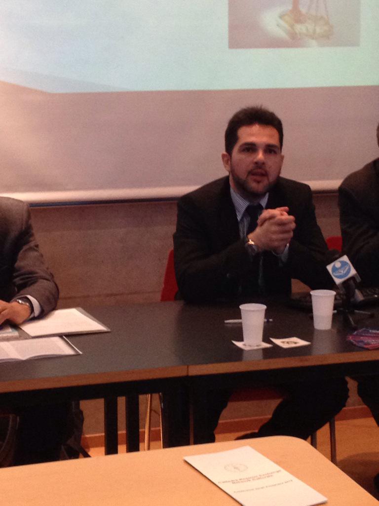 Qual è una valida fondazione a questo problema? Se ne parla alla #FTL #Lugano #ISFI <a href="/CattedraRosmini/">Cattedra Rosmini</a> <a href="/markuskrienke/">Markus Krienke</a>