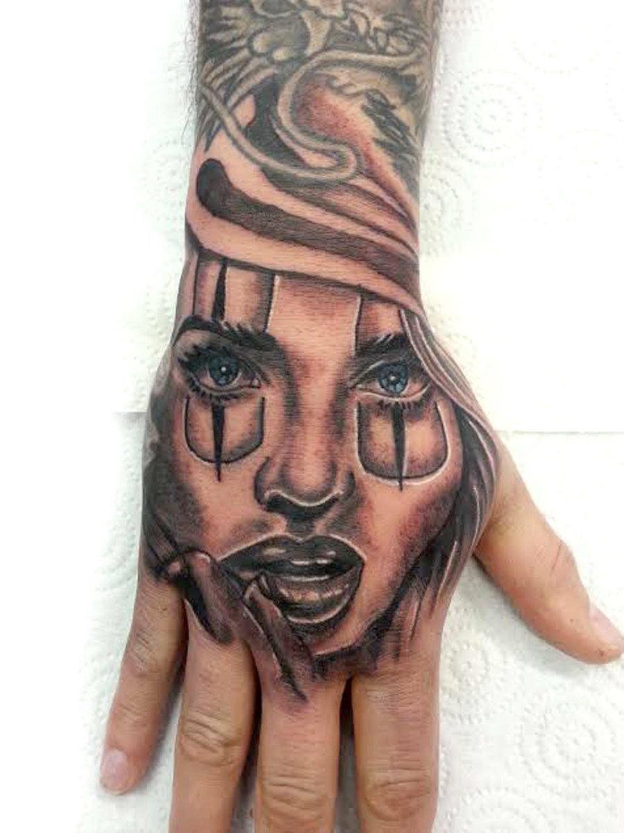 Magic_Mike_T's tweet photo. We addition to the sleeve http://t.co/P3Y1YC9OFk