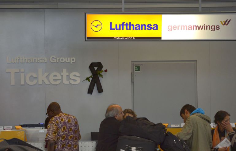 Lufthansa sabía que el copiloto había sufrido una grave depresión en 2009 cadenaser.com/ser/2015/03/31…