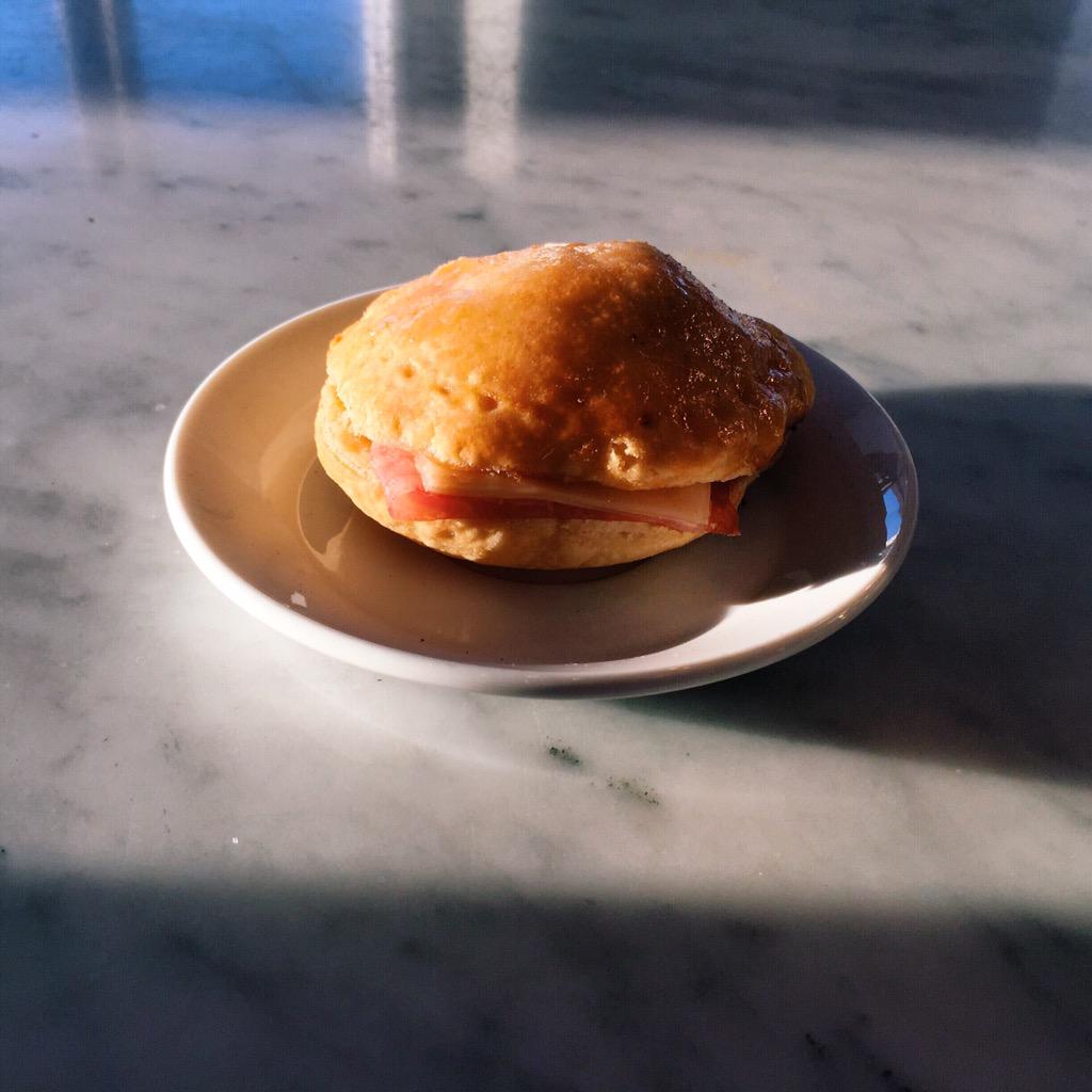 pastelito relleno #bbdbreakfast #blackbeandeli #mills50 #sweetandsavory