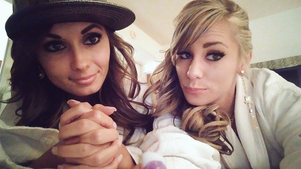 KMilli4u's tweet photo. This is How We Roll. π
#FemaleRappers
#FemaleRapGroup
#MusicComingSoon http://t.co/ri7MK4mEL4