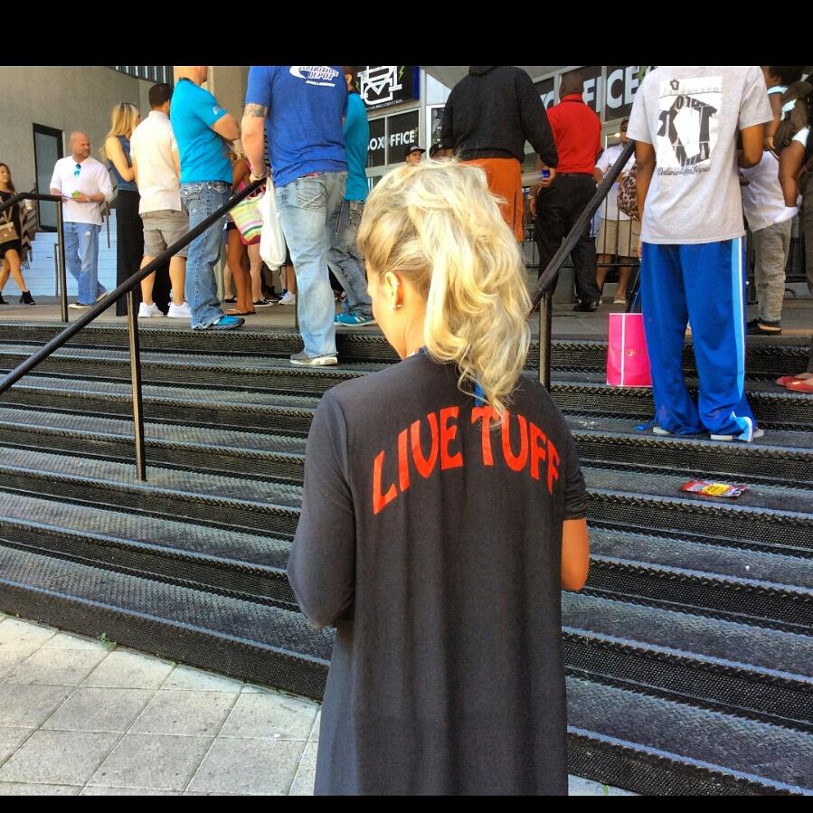 cortwhite01's tweet photo. #Livetuff #myteam #bodybuilding #salon #hair #fohawksquad #fitness #standout #fitfam #tuffsquad #stagelook http://t.co/nTQ1ZXdbPg