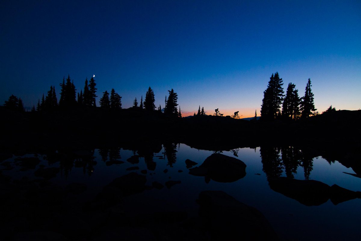 New on the #exploreBC blog! Filmmaker <a href="/nicolasteichrob/">Nicolas Teichrob</a> shares his love of the BC wild: ow.ly/L2EdI