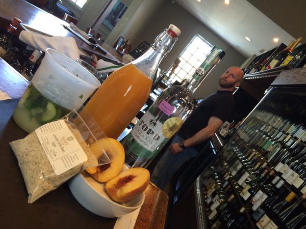SavorySouthEnd's tweet image. Going to @CompDiningNC tonight? Try James Abee @BonterraDining #CompDiningNC cocktail @TOPOdistillery Cheers!