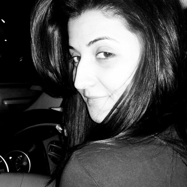 PakistanFemale's tweet photo. Neelam usf(ary news) http://t.co/rAIOQ1wBRK