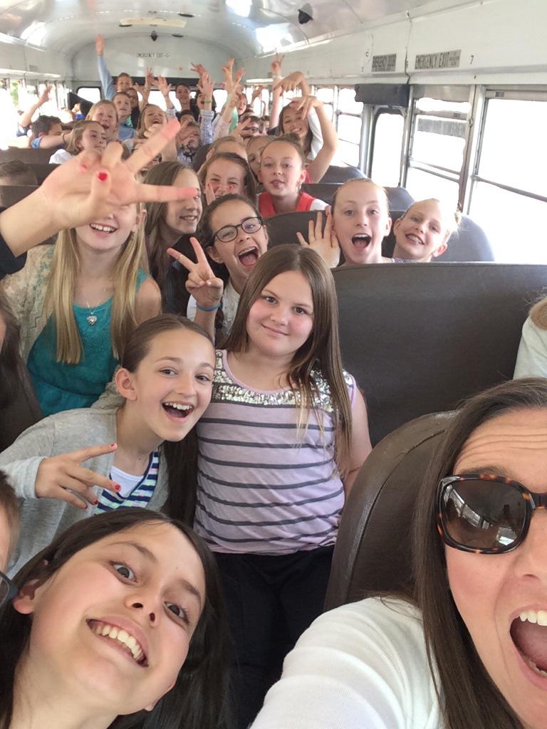 drapermichelle5's tweet photo. Symphony selfie! @fricker1776 @DraperDragons #symphonyfun http://t.co/FYRfZM68J1
