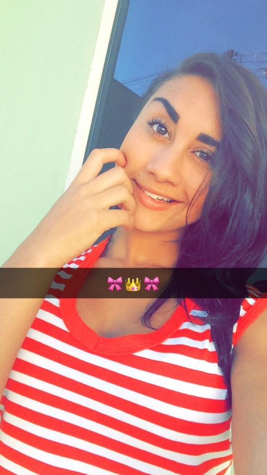 Anagaby_peqna's tweet photo. Preciso é cuidar de mim, que vá embora essa vibe ruim🙌🙏🍀” http://t.co/oXuep7xCvW