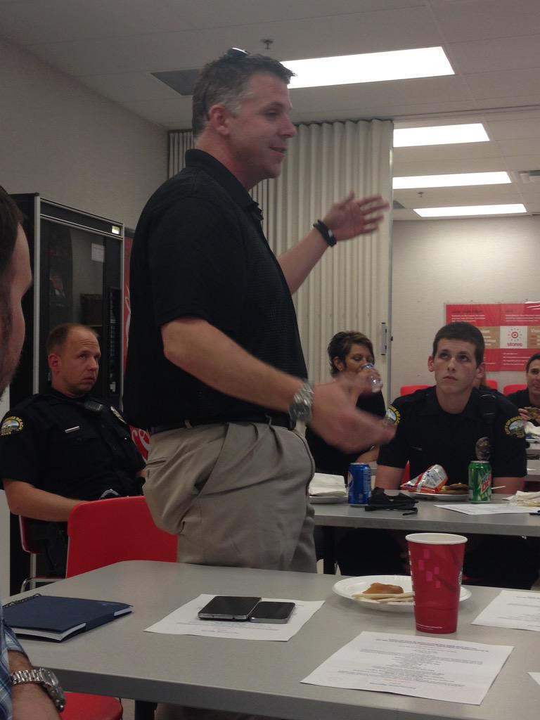 Cort_Powell0251's tweet photo. #PartnershipsMatter #marchoutshortage #apopenhouse #1914 http://t.co/CfWlCAXj5o
